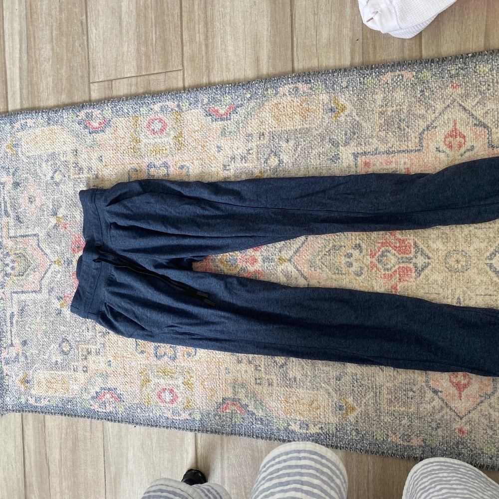 Lululemon joggers